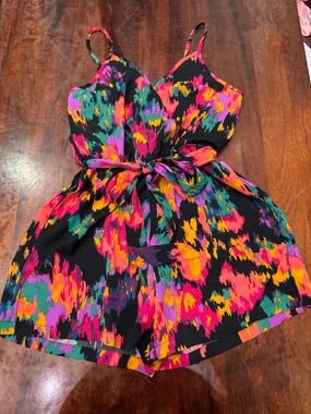 Black Multicolor Tie-Waist Romper with Spaghetti Straps